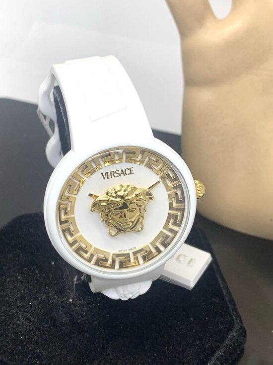 Versace Women\'s Watch VE8J00524 V-Pop Swiss Quartz Gold White Rubber Band 39mm main image 5